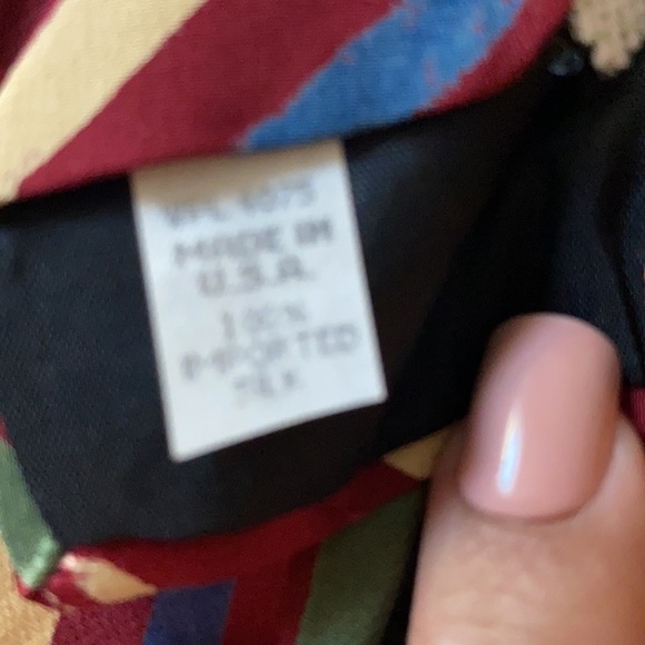 Oscar de la Renta Silk Burgundy Pattern Tie​​​​​ - Picture 7 of 7